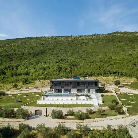Villa Panoramica Koromačno